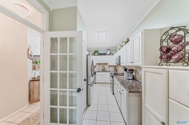 Building Photo - 10007 Meredith Ln SE