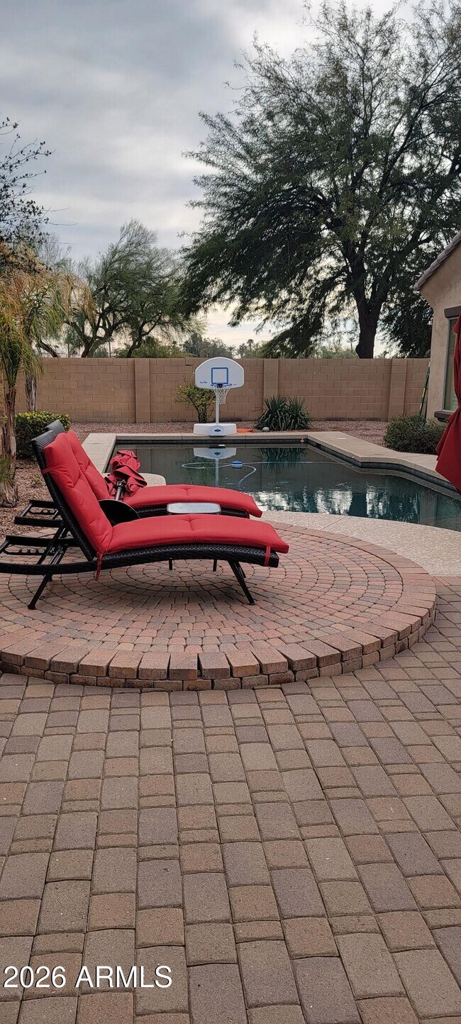 Building Photo - 2419 N 141st Ln