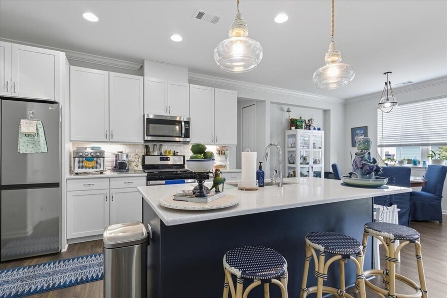 Building Photo - 119 Sandbar Ln