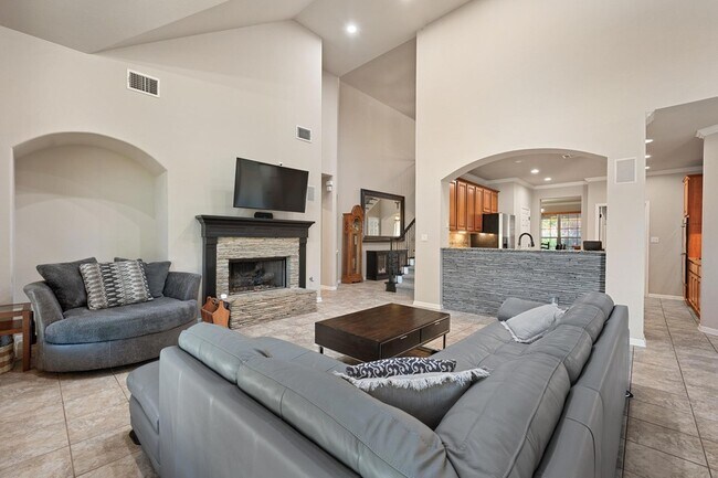 Building Photo - 22140 Rose Grass Ln