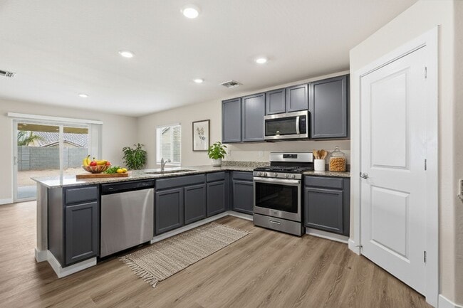 Building Photo - Amazing home in wonderful Ghost Hollow Ranch