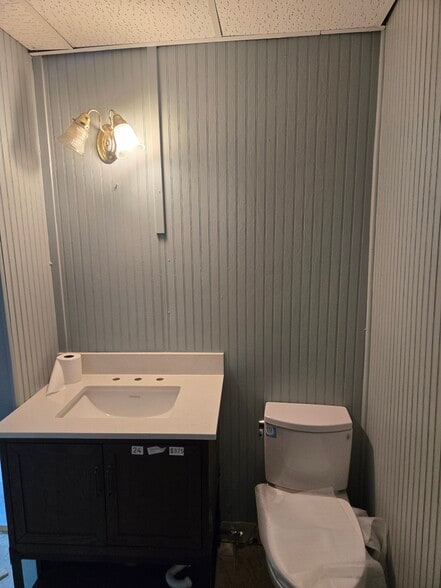 Basement Bath - 3093 Rosefield Dr