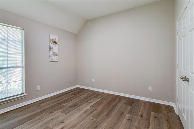 Building Photo - 145 Hearthwood Dr
