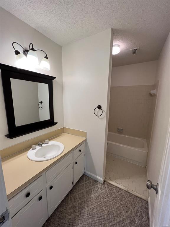 Building Photo - 5725 Bangor Ct
