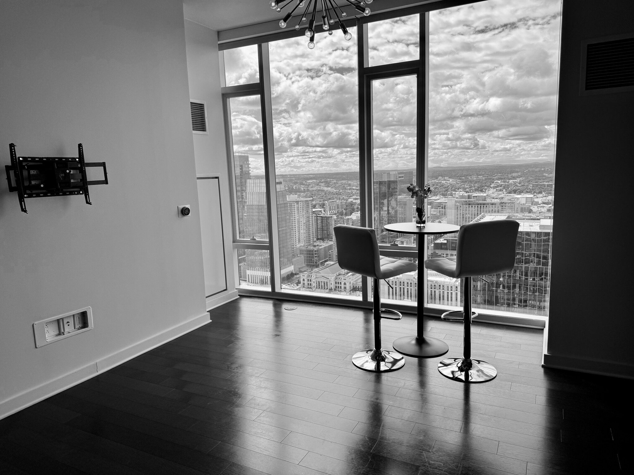 Imagine enjoying this view with a glass of wine! - 515 Church St