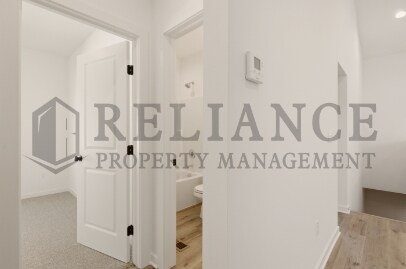 Building Photo - 5301 N Pinecrest Ct
