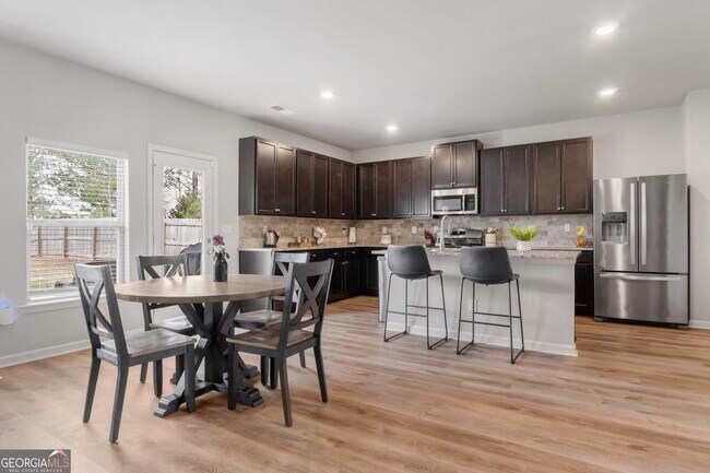 Building Photo - 75 Kingfisher Walk