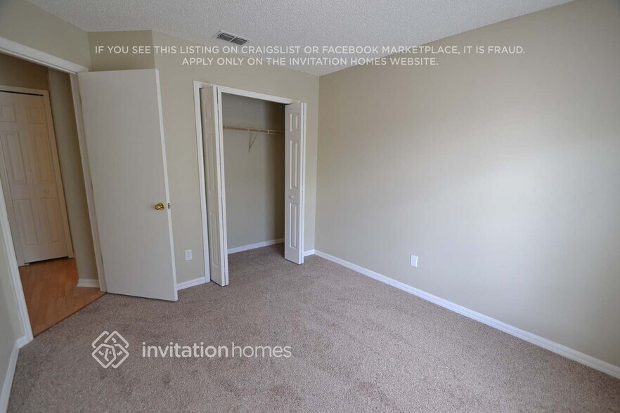 Building Photo - 2159 Heathwood Cir