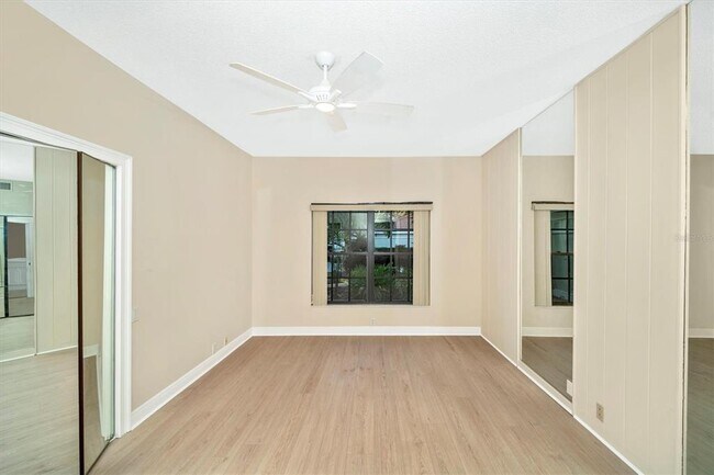 Building Photo - 7669 Fairway Woods Dr