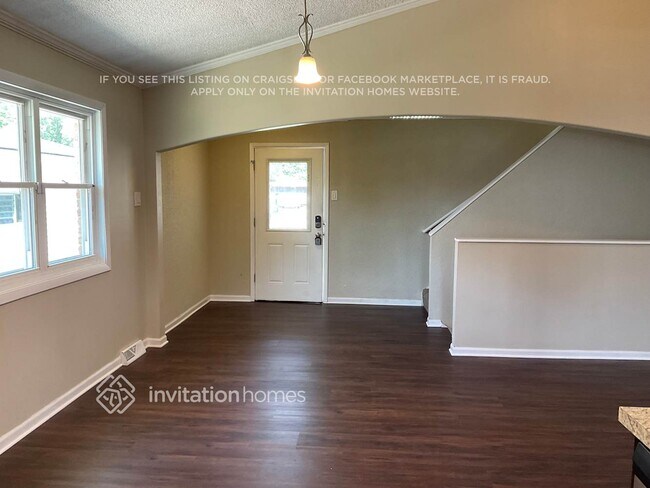 Building Photo - 16405 George Dr