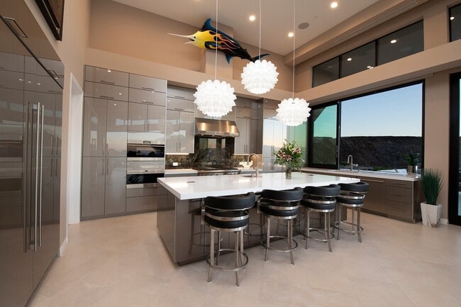 Building Photo - 661 Dragon Peak Dr
