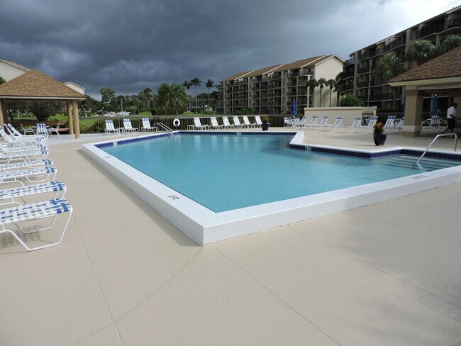 Building Photo - 701 Seafarer Cir