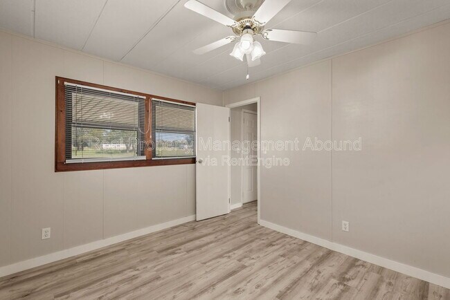 Building Photo - 4608 E 472 Rd