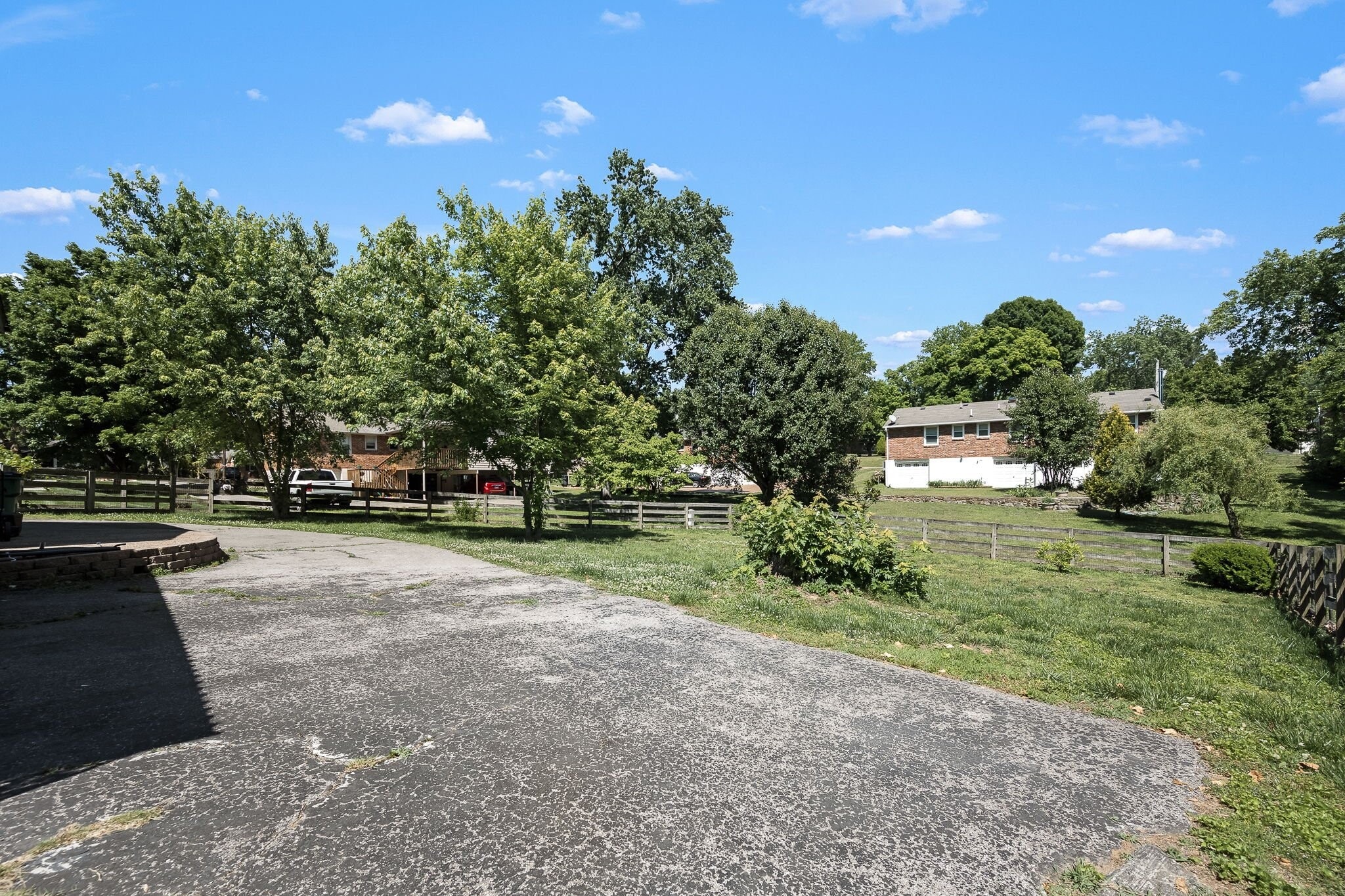 Building Photo - 4812 E Longdale Dr