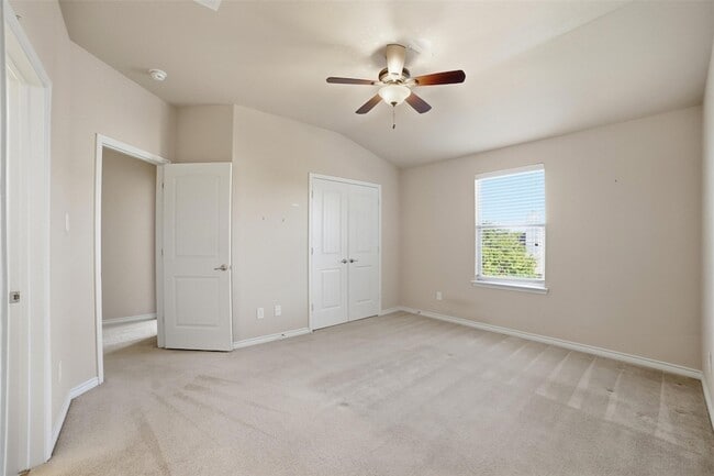 Building Photo - 1205 Dripping Springs Ln