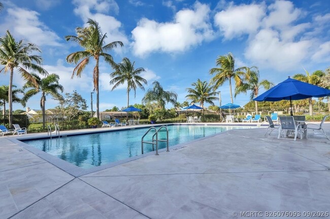 Building Photo - 2530 La Lique Cir