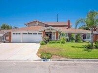 Building Photo - 4207 Rim Crest Dr