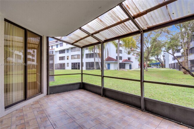 Building Photo - 8255 SW 152nd Ave