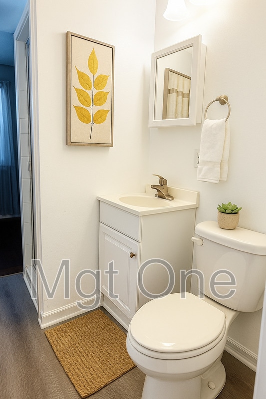 Building Photo - 4637 Central Ave