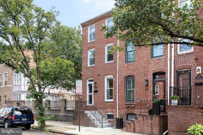 Building Photo - 1409 Battery Ave