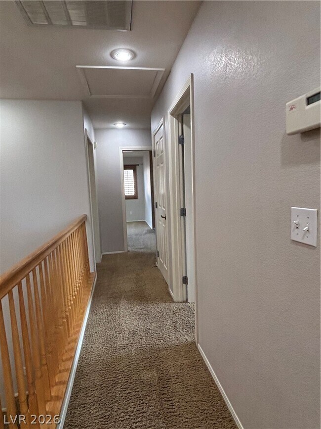 Building Photo - 10392 Lady Angela St