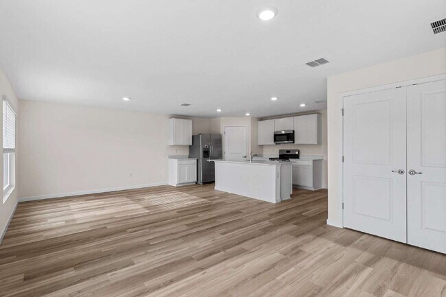 Building Photo - Be the first to rent this new 3BR 2BA home in SW Ocala!