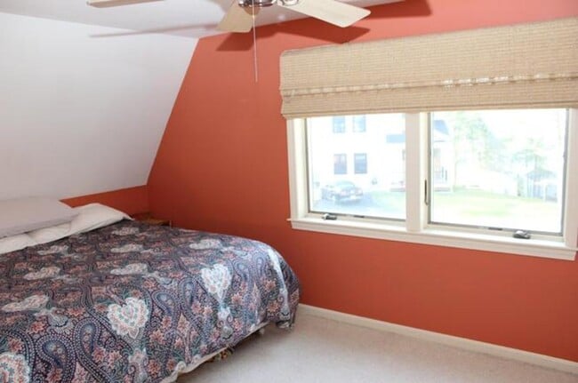 Building Photo - Long Term Rental Meredith, NH