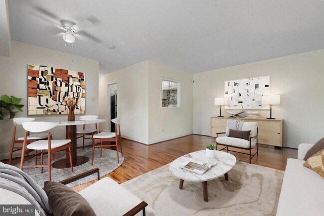 Building Photo - 7984 Audubon Ave