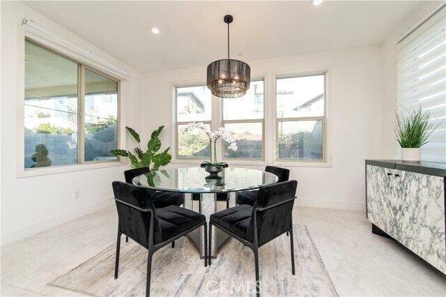 Building Photo - 295 Autumn Wy