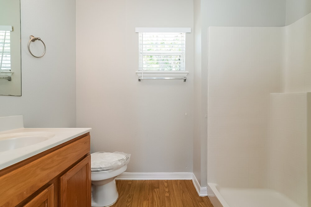 Building Photo - 5511 Ashland Dr