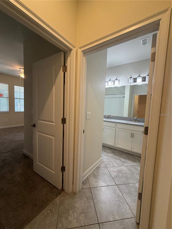 Building Photo - 15055 Driftwater Dr