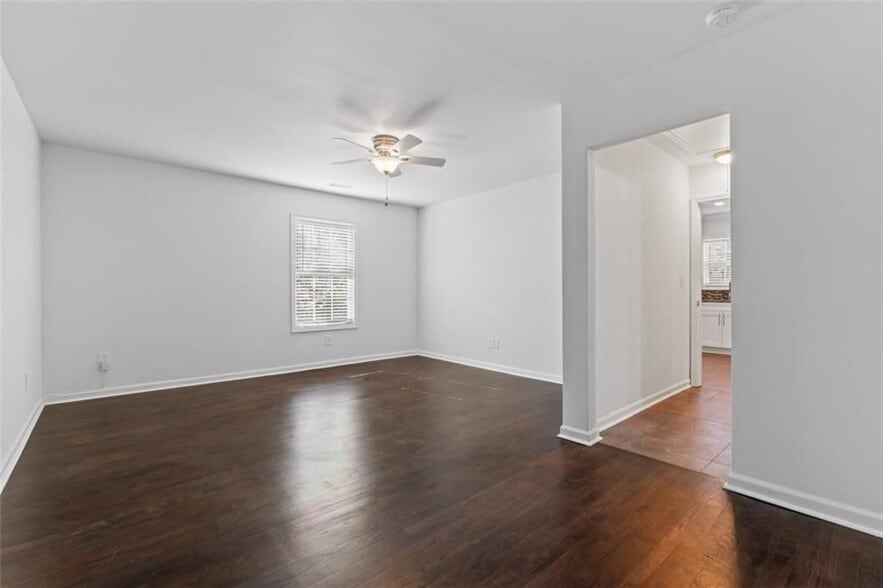 Building Photo - 1000 SW Palmetto