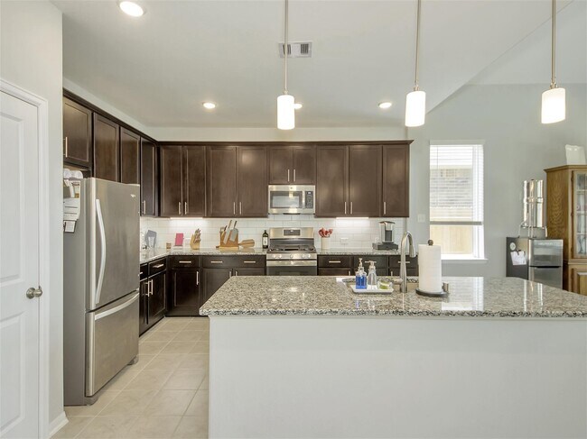Building Photo - 4506 Painted Bunting Ln