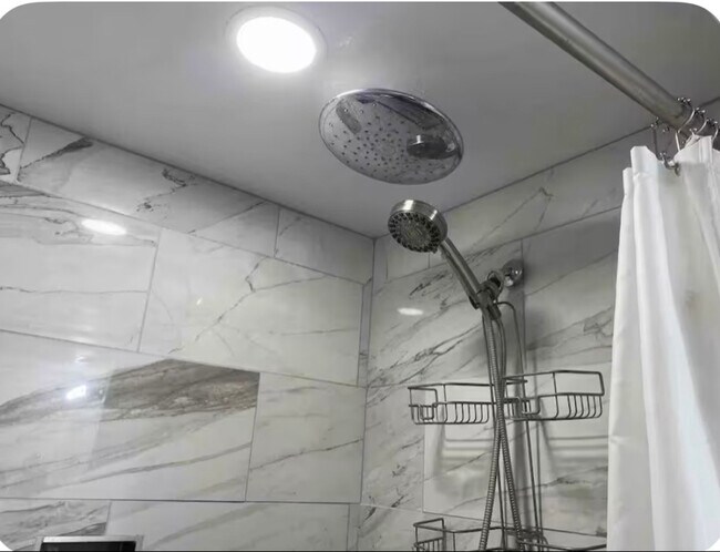 Building Photo - 488 Lana Ct