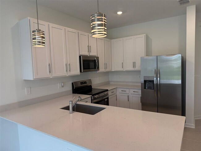 Building Photo - 2691 Skyline Lp