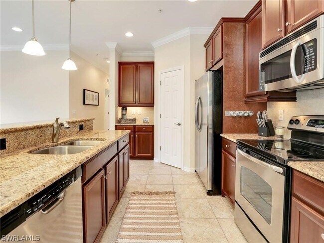 Building Photo - 23430 Alamanda Dr