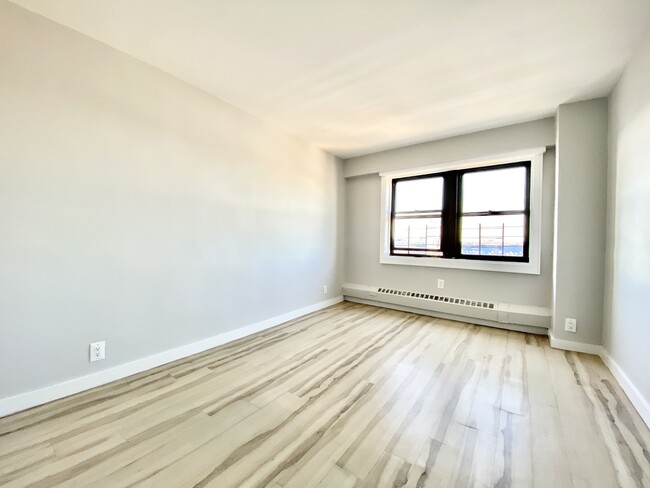Building Photo - 111 Wadsworth Ave