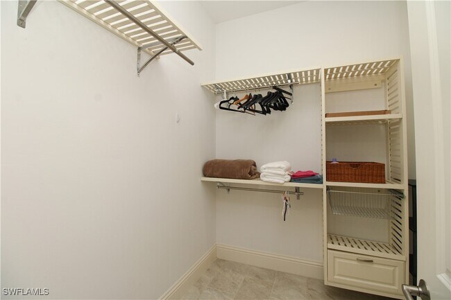 Building Photo - 6184 Whitaker Rd