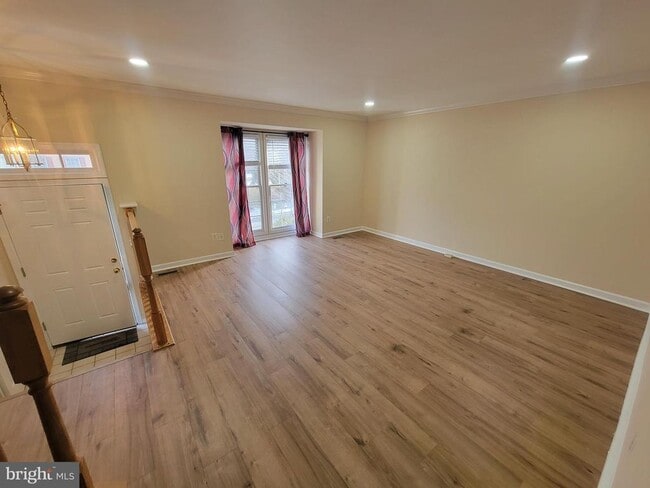 Building Photo - 11 Whistler Ct