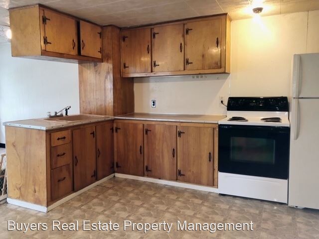 Building Photo - 8414 Duben Ave