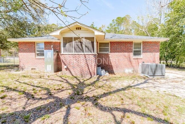 Building Photo - 1816 Leesburg Rd