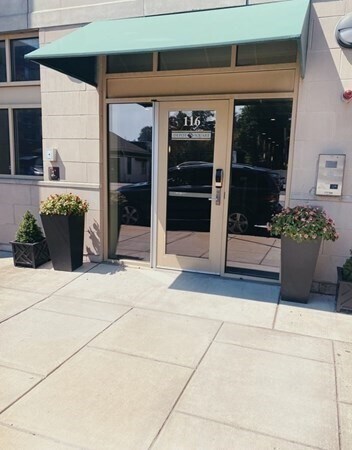 Building Photo - 116 Rantoul St