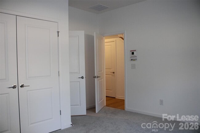 Building Photo - 743 Hoke Ln