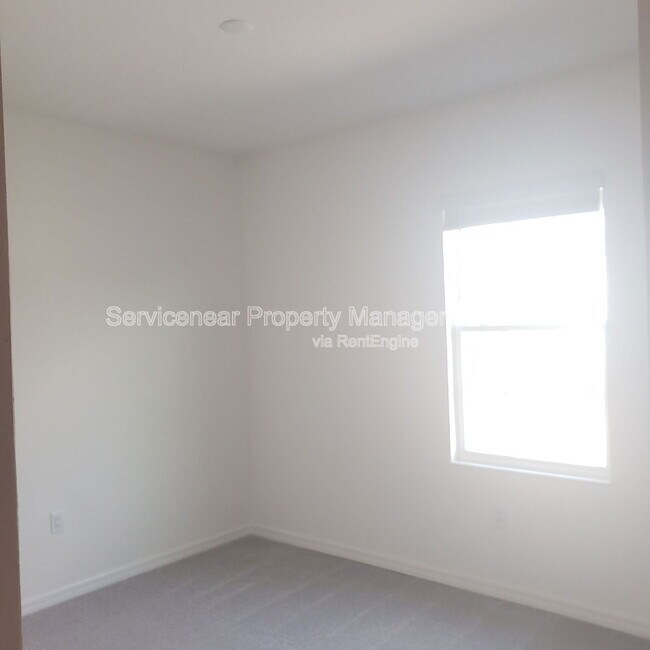 Building Photo - 34152 Cinder Wy