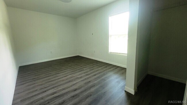 Building Photo - 7486 N Galena Ave