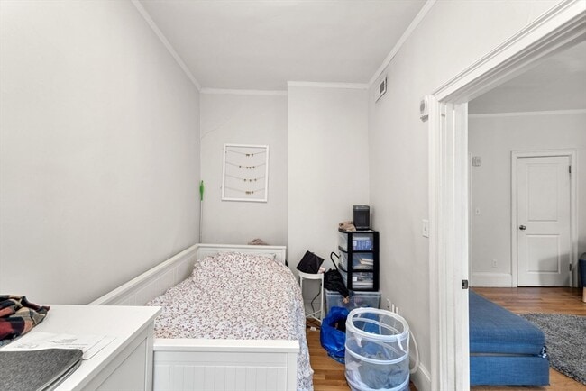 Building Photo - 62 W Cedar St