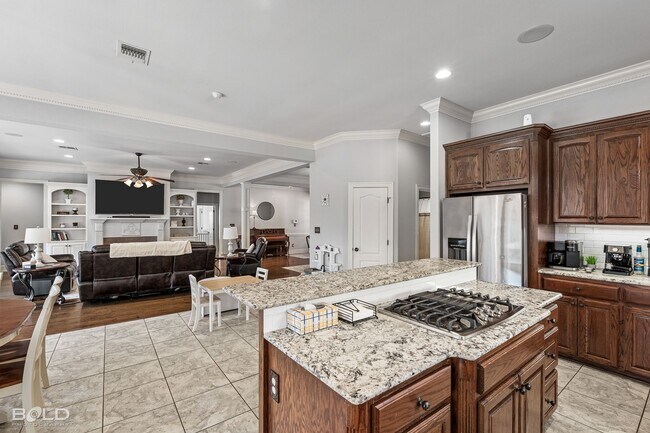 Building Photo - 135 Eagle Bend Way