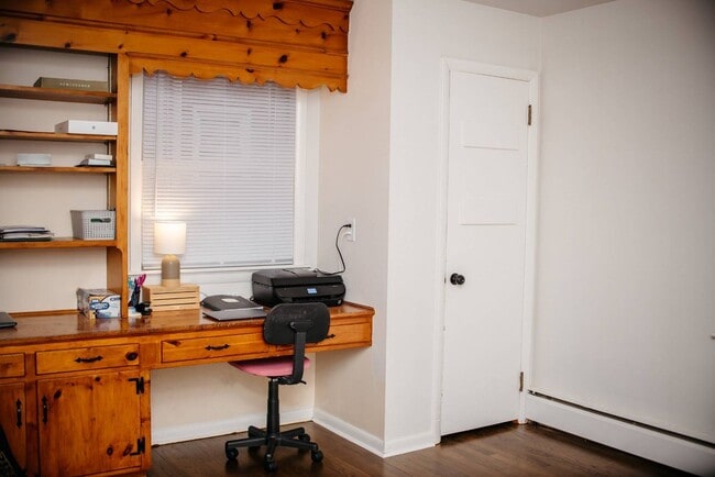 Building Photo - 130 N Grant St