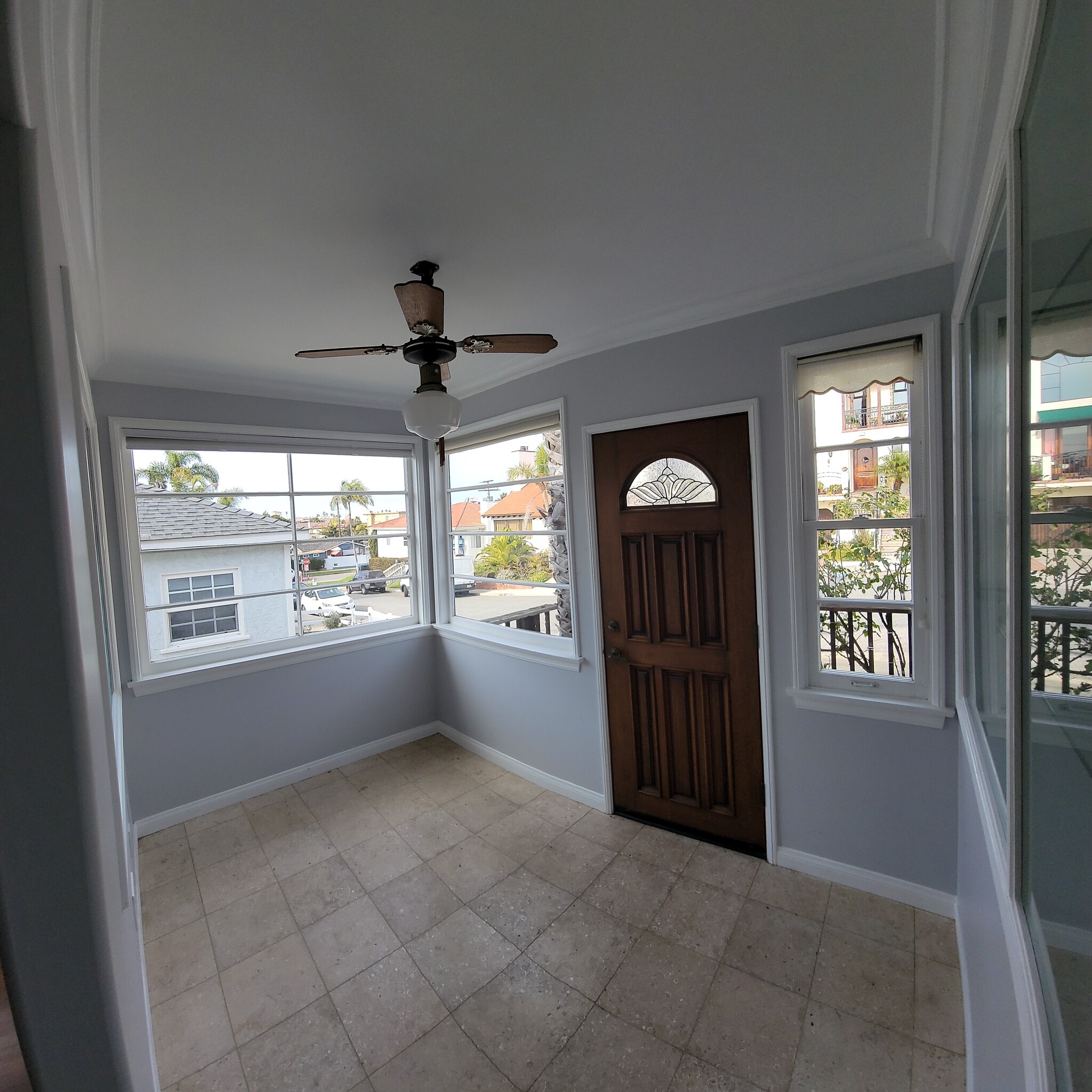 Building Photo - 408 Miramar Dr