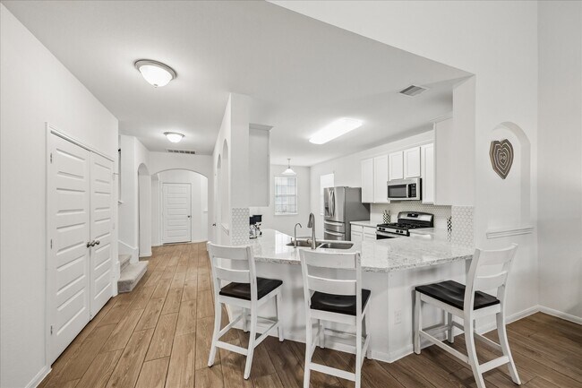 Building Photo - 1189 Bluebonnet Trl